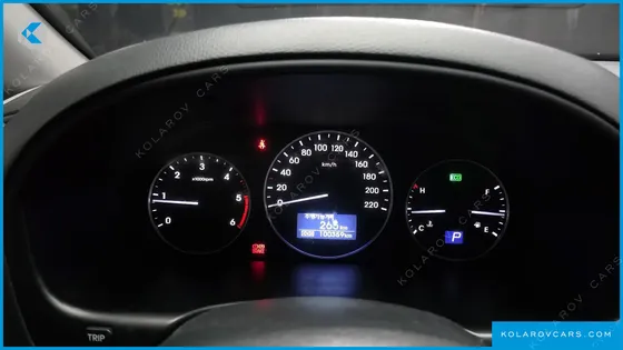 HYUNDAI STAREX VAN 3-SEATER