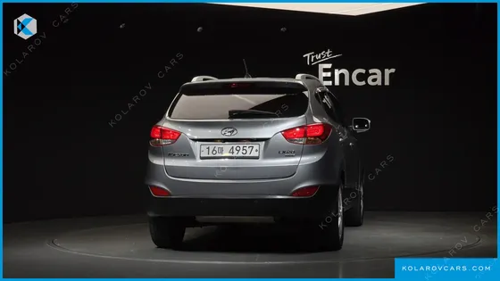 HYUNDAI TUCSON DIESEL 2WD LX20