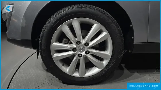 HYUNDAI TUCSON DIESEL 2WD LX20