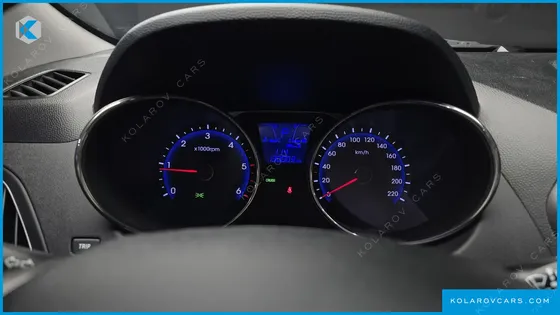 HYUNDAI TUCSON DIESEL 2WD LX20