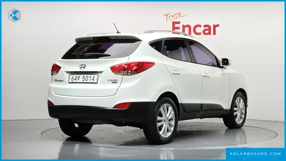 HYUNDAI TUCSON DIESEL 2WD LX20