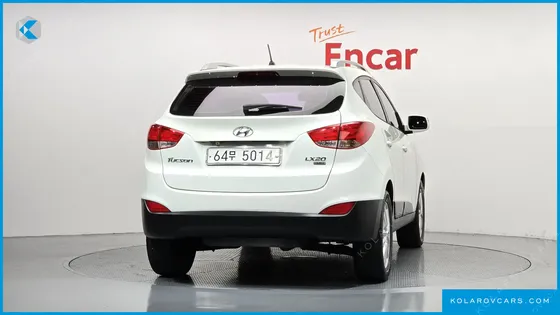 HYUNDAI TUCSON DIESEL 2WD LX20