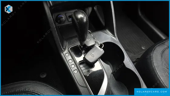 HYUNDAI TUCSON DIESEL 2WD LX20