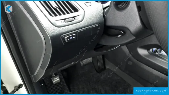 HYUNDAI TUCSON DIESEL 2WD LX20