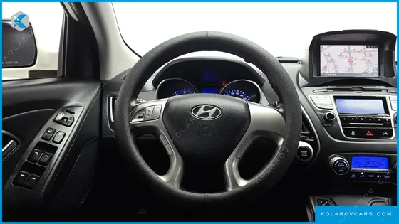 HYUNDAI TUCSON DIESEL 2WD LX20
