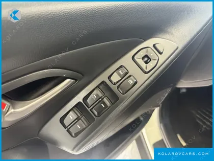 HYUNDAI TUCSON DIESEL 4WD LX20