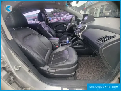 HYUNDAI TUCSON DIESEL 2WD LX20