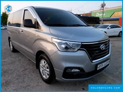 HYUNDAI STAREX VAN 3-SEATER