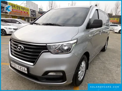 HYUNDAI STAREX VAN 3-SEATER