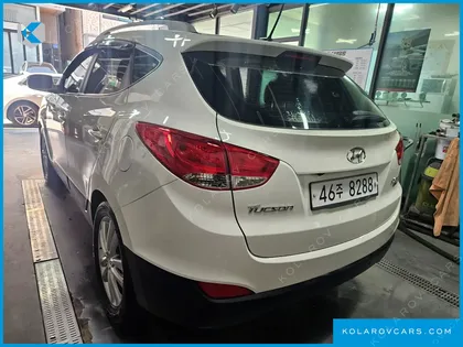 HYUNDAI TUCSON DIESEL 2WD LX20