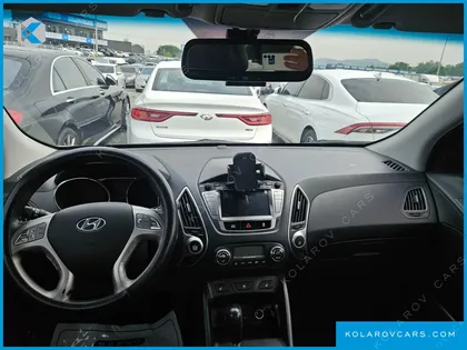 HYUNDAI TUCSON DIESEL 2WD LX20
