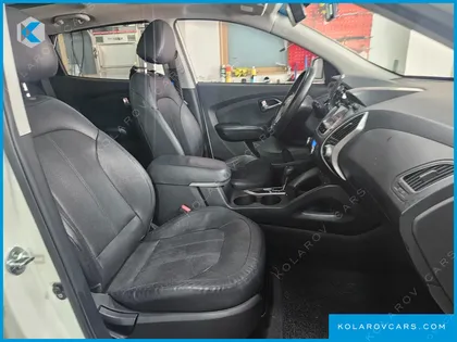 HYUNDAI TUCSON DIESEL 2WD LX20