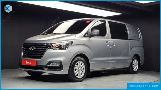 HYUNDAI STAREX VAN 5-SEATER