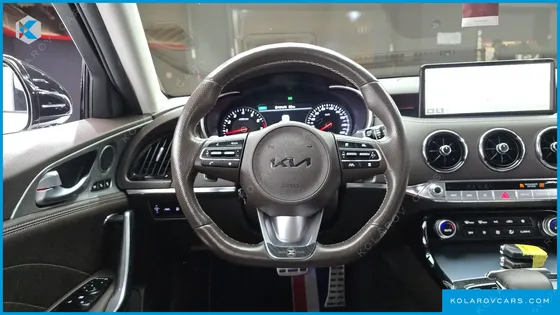 KIA STINGER 2.5 AWD MASTERS
