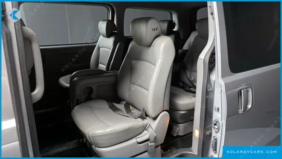 HYUNDAI STAREX WAGON 12-SEATER