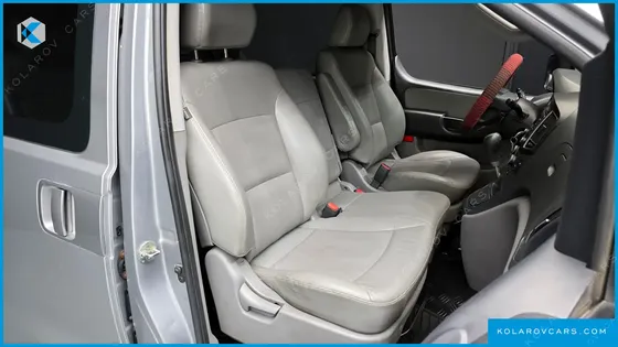 HYUNDAI STAREX WAGON 12-SEATER