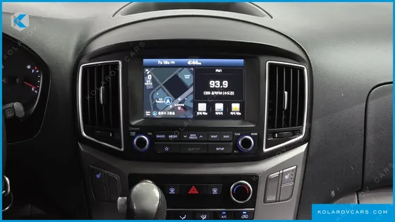 HYUNDAI STAREX VAN 5-SEATER LPI