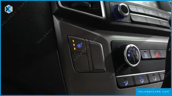 HYUNDAI STAREX VAN 5-SEATER LPI