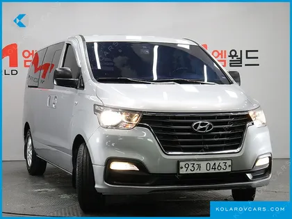 HYUNDAI STAREX VAN 5-SEATER