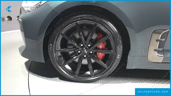 KIA STINGER 2.5 AWD MASTERS ACRO EDITION