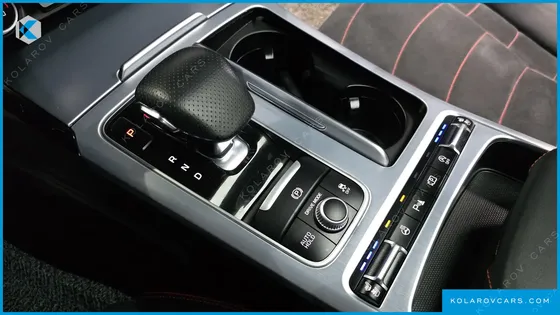 KIA STINGER 2.5 AWD MASTERS ACRO EDITION