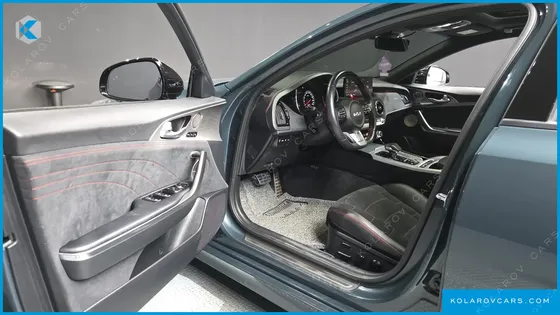 KIA STINGER 2.5 AWD MASTERS ACRO EDITION