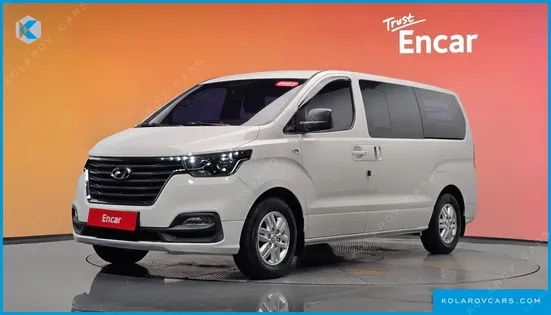 HYUNDAI STAREX VAN 5-SEATER