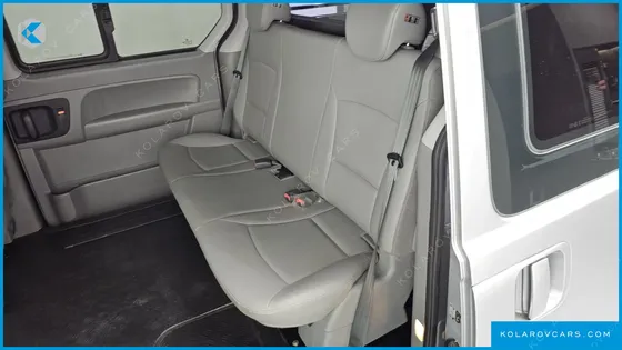 HYUNDAI STAREX VAN 5-SEATER