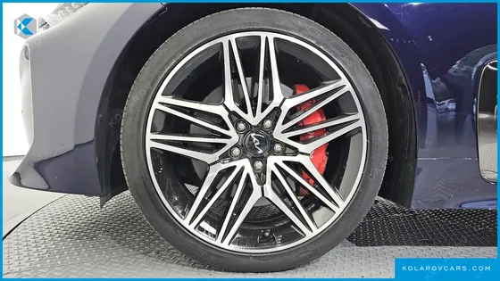 KIA STINGER 2.5 MASTERS