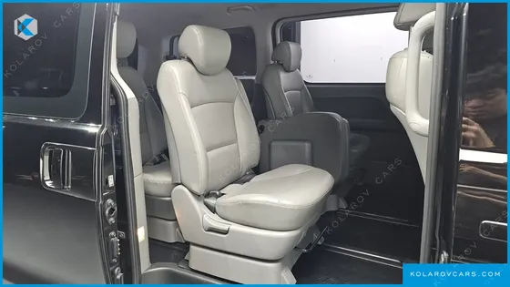 HYUNDAI STAREX WAGON 11-SEATER
