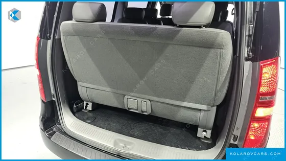 HYUNDAI STAREX WAGON 11-SEATER