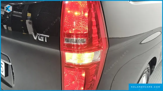 HYUNDAI STAREX WAGON 11-SEATER