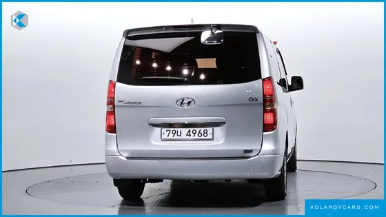 HYUNDAI STAREX 12-SEATER WAGON