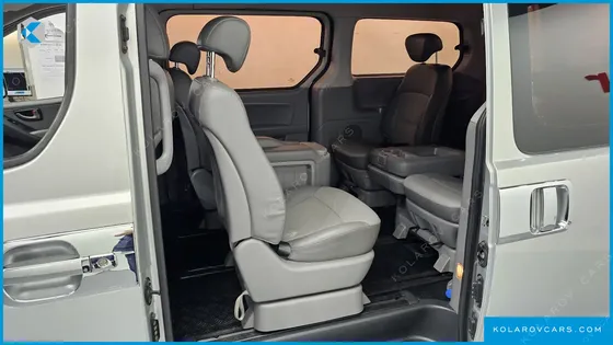 HYUNDAI STAREX 12-SEATER WAGON