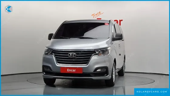 HYUNDAI STAREX VAN 3-SEATER