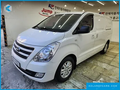 HYUNDAI STAREX 3-SEATER VAN