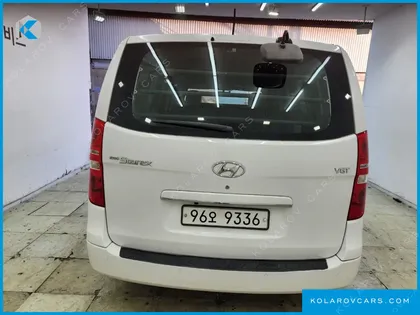 HYUNDAI STAREX 3-SEATER VAN