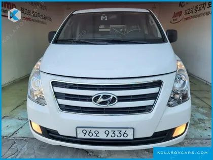 HYUNDAI STAREX 3-SEATER VAN