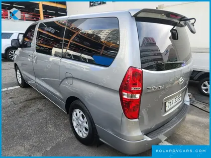 HYUNDAI STAREX 11-SEATER WAGON