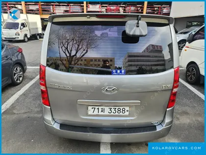 HYUNDAI STAREX 11-SEATER WAGON