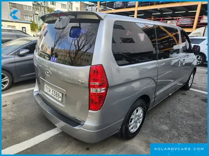 HYUNDAI STAREX 11-SEATER WAGON