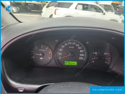 HYUNDAI STAREX 11-SEATER WAGON