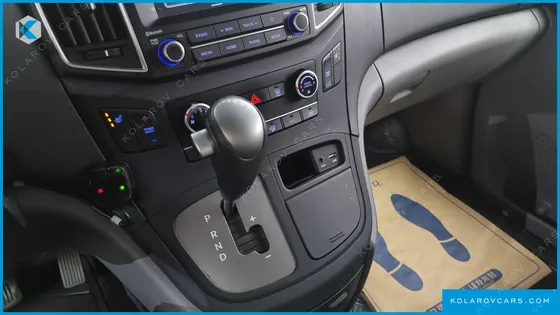 HYUNDAI STAREX SCHOOL BUS