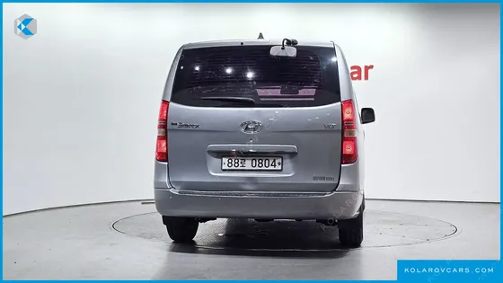 HYUNDAI STAREX 3-SEATER VAN