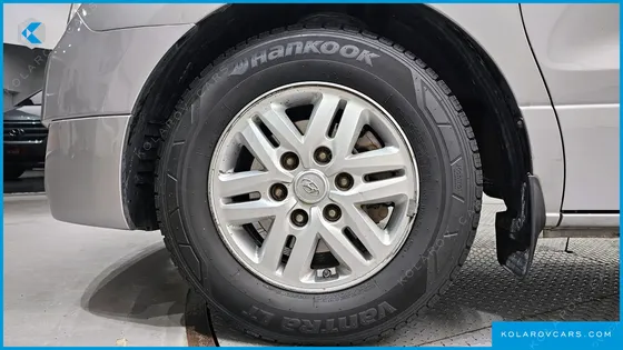 HYUNDAI STAREX 3-SEATER VAN
