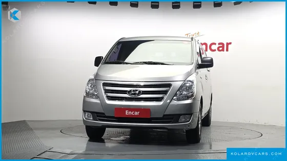 HYUNDAI STAREX 3-SEATER VAN