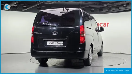 HYUNDAI STAREX 12-SEATER WAGON