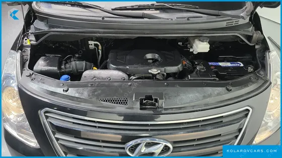 HYUNDAI STAREX 12-SEATER WAGON