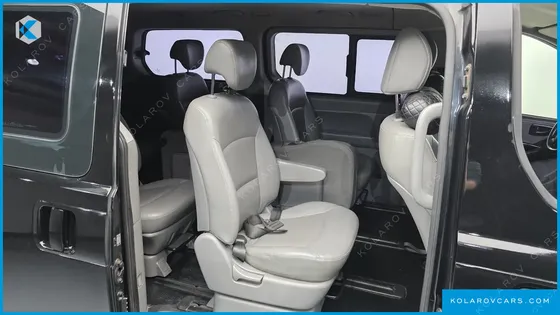 HYUNDAI STAREX 12-SEATER WAGON