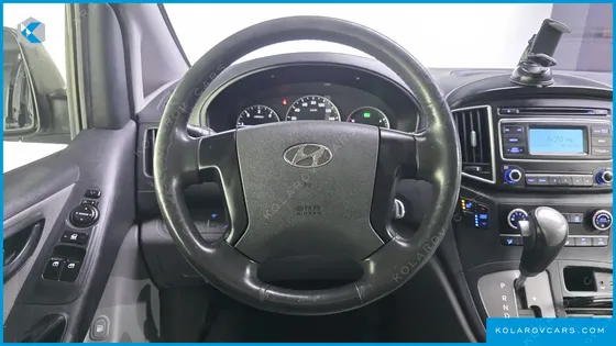 HYUNDAI STAREX 12-SEATER WAGON